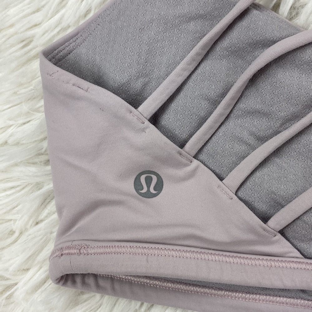 Lululemon Free To Be Bra Wild *Light Support, A/B Cup Misty Pink - Picture 3 of 4